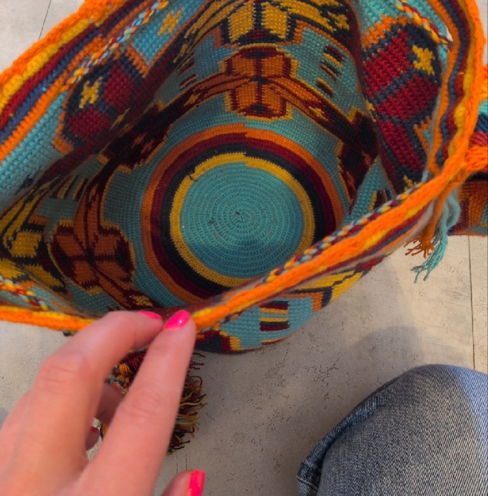 Handwoven Multicolor Wayuu-Style Bucket Bag - Bright Multicolor Summer Purse - Picture 6 of 10